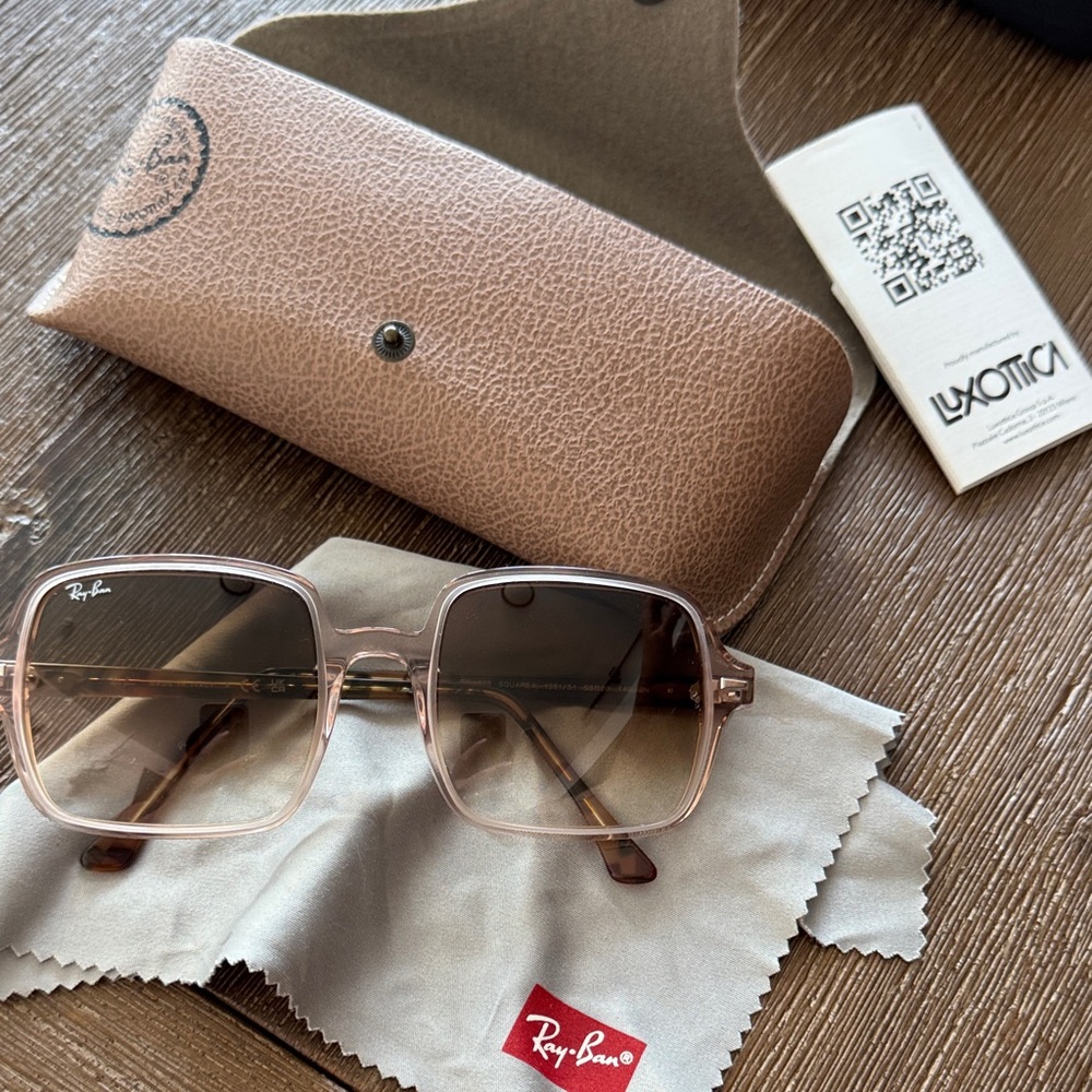 Ray-Ban Pink Trend Sunglasses